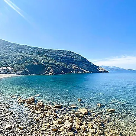 Awesome In Nisportino With Wifi Lejlighed