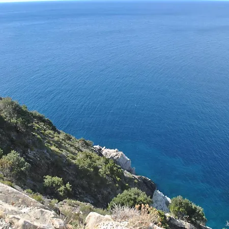 Appartement Beautiful In Nisportino *