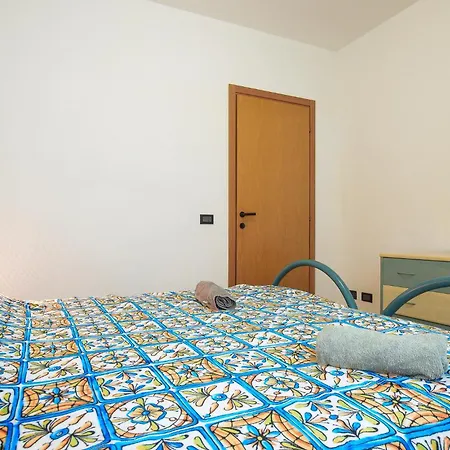 1 Bedroom Awesome In Nisportino * Nisporto